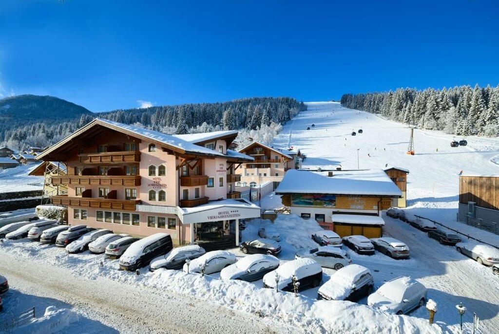 Hotel Vierjahreszeiten Flachau Esterno foto