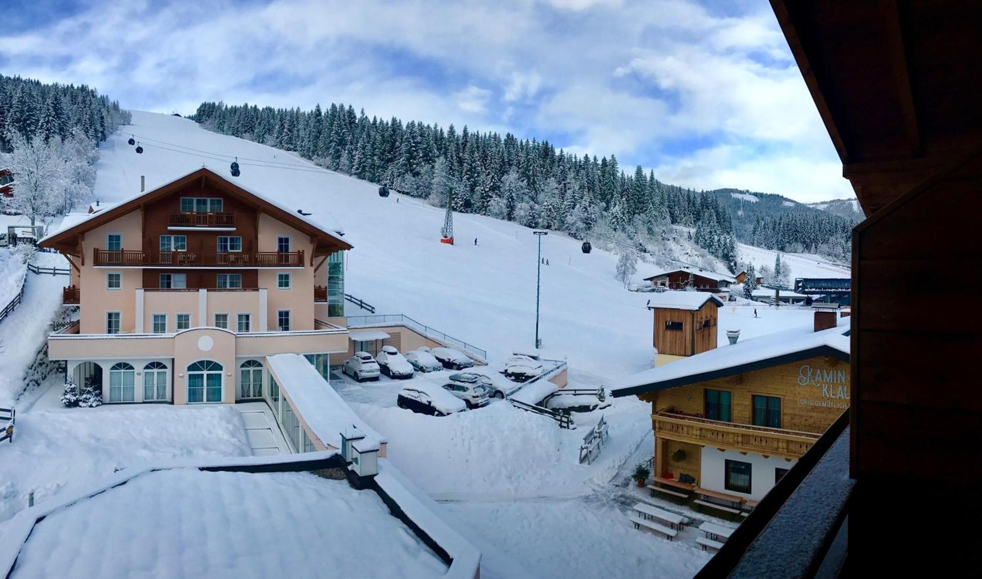 Hotel Vierjahreszeiten Flachau Esterno foto