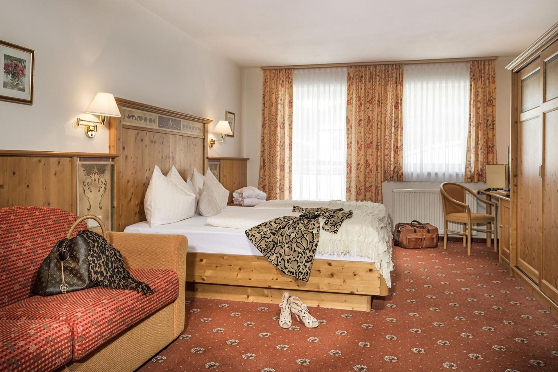 Hotel Vierjahreszeiten Flachau Esterno foto