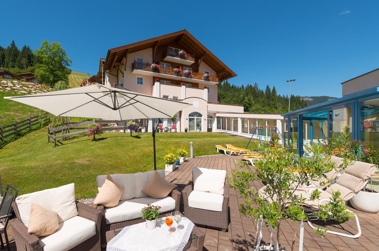 Hotel Vierjahreszeiten Flachau Esterno foto